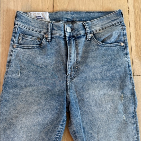 H&M Skinny Coupe Moulante Jeans Light to Medium Wash Size 31/32 - Picture 2 of 5